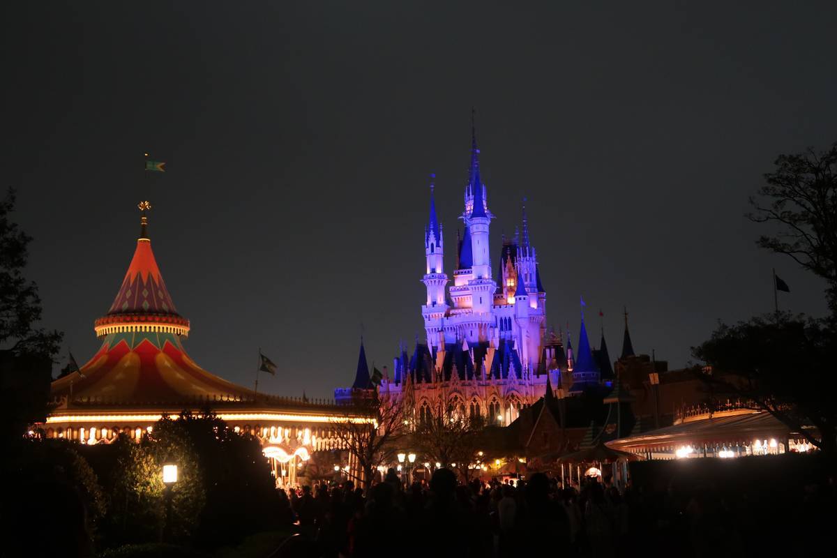 ゴールデンウィーク旅行ディズニー イースター二日目は ディズニーランド で閉園まで しょしょブログ